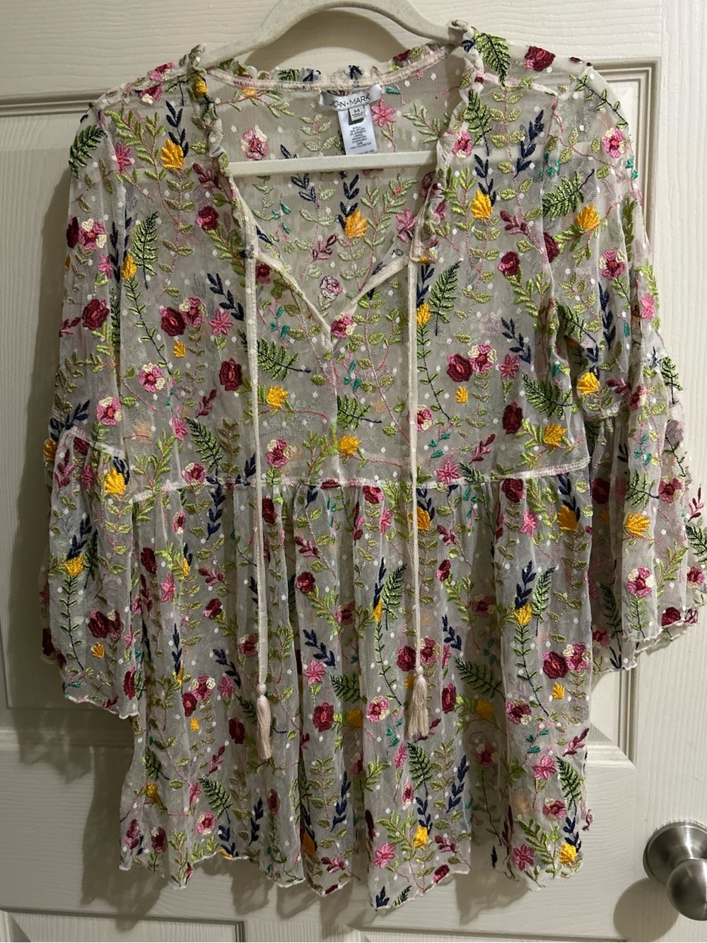 John Mark Tunic Blouse Ivory With Multicolored Embroidered Flowered Sz M